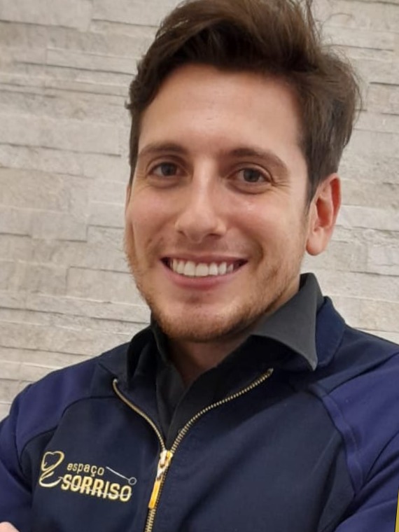 Dr. Fernando Aznar