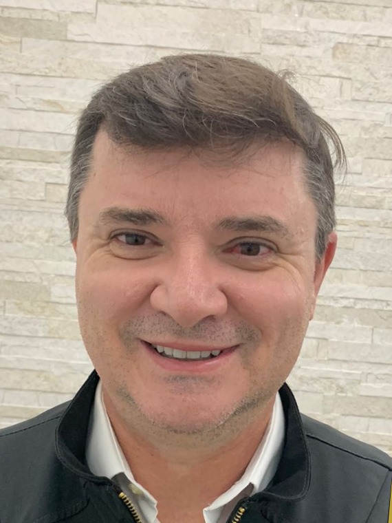 Dr. Roberto Oler